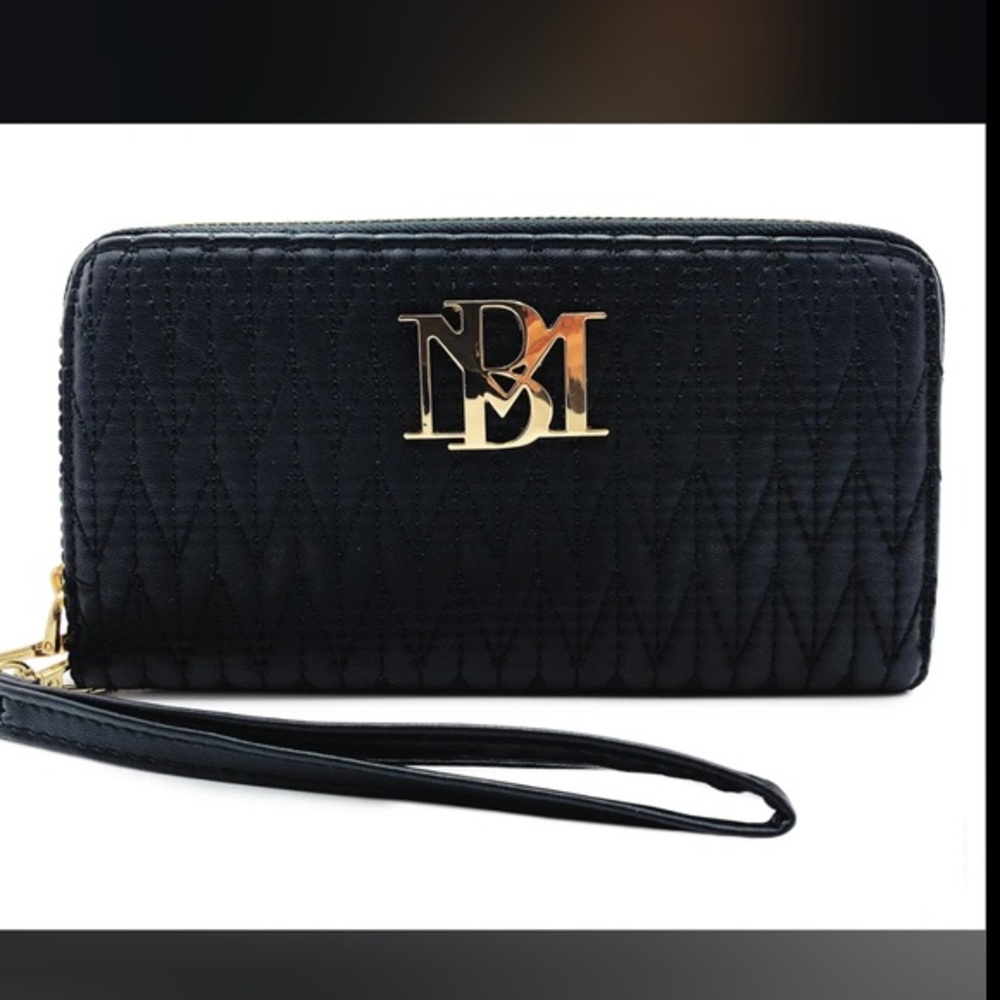 Badgley Mischka Wallet with Phone Holder
NWT